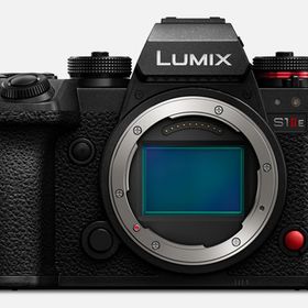 LUMIX S1IIEのメイン画像