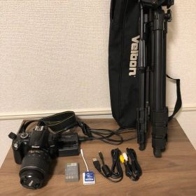 Nikon D5000（三脚、SDカード等セット）
