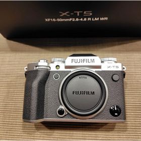 フジフイルム(富士フイルム)の富士フイルム ミラーレスデジタルカメラ X-T5 シルバー ボディ(1台)(ミラーレス一眼)