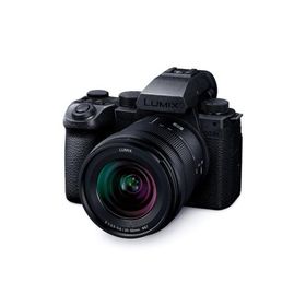 デジタルカメラ パナソニック LUMIX 新開発フルサイズセンサー 新世代ヴィーナスエンジン搭載 K ブラック デジタル一眼カメラ／レンズキット DC-S5M2XK