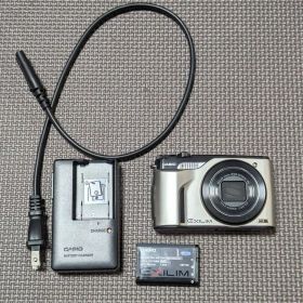 CASIO EXILIM 「EX-FH100」コンパクトデジカメ