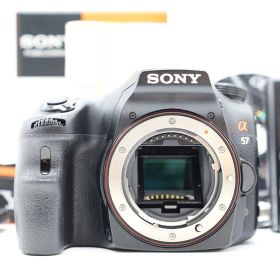 ソニー Sony Alpha a57 SLT-A57 16.1MP DSLR Camera 16319 Shots 元箱 [美品] #Z6984A