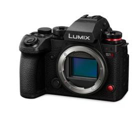 パナソニック Panasonic フルサイズ ミラーレス一眼カメラ ルミックス S1M2 410万画素 ブラック DC-S1M2 S1M2M 標準レンズキット2 ブラックDC-S1M2M ボディ
