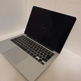 Apple MacBook Pro Early 2015 シルバー