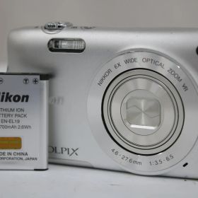 【返品保証】 ニコン Nikon COOLPIX S3300 6x バッテリー付き コンパクトデジタルカメラ T654