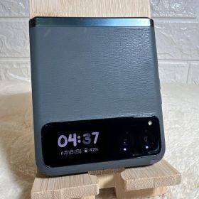 【ジャンク】motorola razr 40 折りたたみスマホ 内側液晶不良