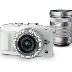 【中古】 OLYMPUS ミラーレス一眼 PEN Lite E-PL6 EZダブルズームキット ホワイト E-PL6 EZ DZKIT WHT