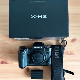 【最終値下げ】FUJIFILM X-H2 元箱付き シャッター数17,252回