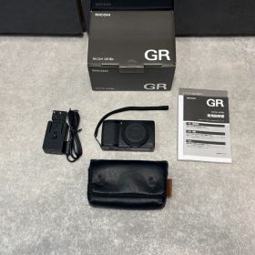 【シャッター数2,823】RICOH GRiiix 本体