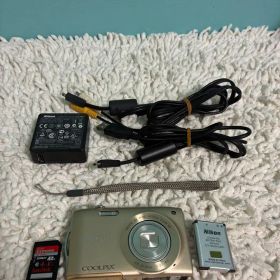 Nikon COOLPIX S3300 ゴールド 4GB SD付 動作品
