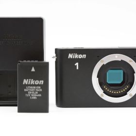 ■極上品■ Nikon 1 J1 ブラック ボディ ミラーレス