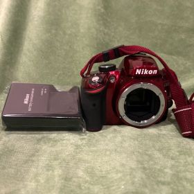 Nikon D3200 レッド ボディ デジタル一眼レフ 美品 動作良好 充電