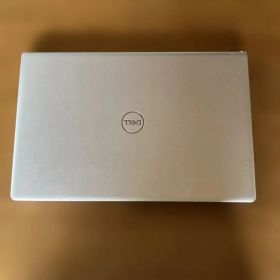 DELL Inspiron 15 3520 i5 512 GB RAM16GB