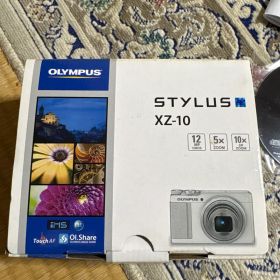 当時品 人気 OLYMPUS STYLUS XZ-10 デジタルカメラ 廃盤品