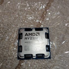 AMD Ryzen 7 9800X3D CPU 動作未確認 ジャンク 本体のみ