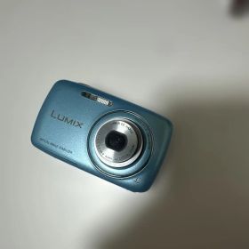 Panasonic LUMIX DMC-S1 ジャンク品