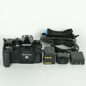 [良品 | シャッター数5,595回] OM SYSTEM OM-1 [ボディ] | マイクロフォーサーズマウント