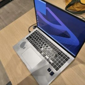 LG gram 16 16インチ 16Z90P 8GB SSD 512GB