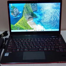 Fujitsu Lifebook SH90/X 6世代i5 赤