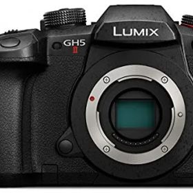 【中古】パナソニック(Panasonic) ミラーレス一眼カメラ ルミックス GH5M2 ボディ ブラック DC-GH5M2