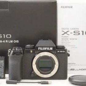 ☆極上美品☆ FUJIFILM フジフィルム X-S10 ボディ 元箱 付属品 Shot数 僅か 1,950枚前後！ ♯26100701