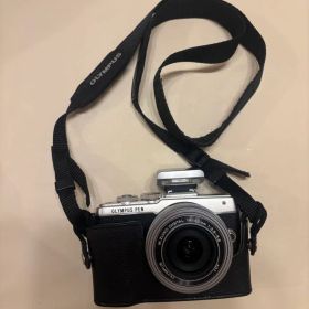 OLYMPUS PEN E-PL7 ミラーレス一眼カメラ 本体