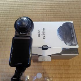 CASIO EXILIM EX-FR200