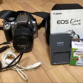 Canon EOS Kiss Digital N