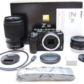 ★極上美品 ショット数５５９回 Nikon ニコン ミラーレス一眼 Z30 ダブルズームキット Zマウント ★