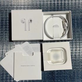 AirPods 第1世代 箱 Lightningケーブル
