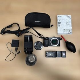 【付属品多数】SONY α6000 ダブルズームレンズキット ミラーレス一眼