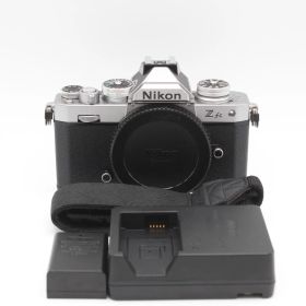 【極上品】 ニコン Zfc ボディ シルバー