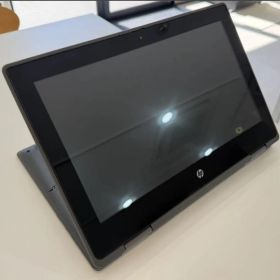 HP ProBook x360 11 G5 EE タブレットになるノートPC